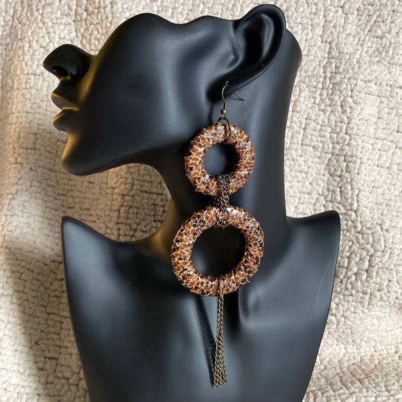 Faux Snakeskin Large Circular Dangle Earrings in Brown and Tan - Picture 7 of 7